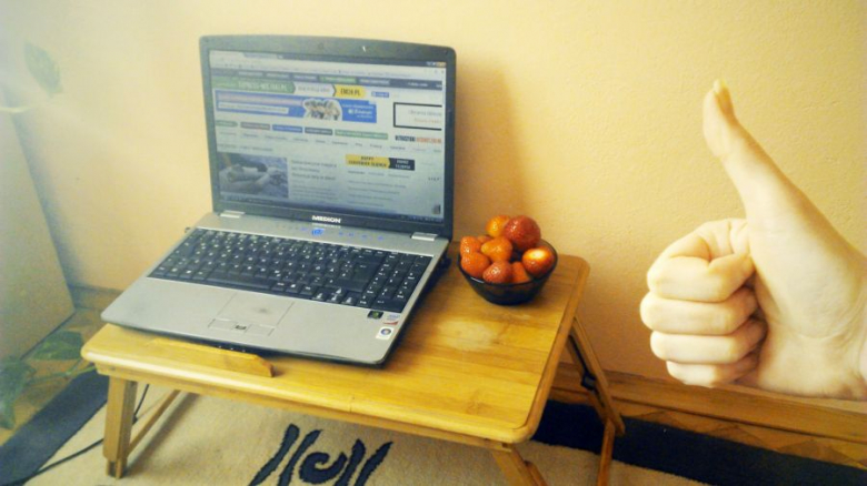 Portal najchętniej czytam we własnym pokoju, relaksując się po całym dniu :)