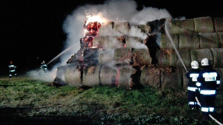 Pożar sterty słomy w Michałowie