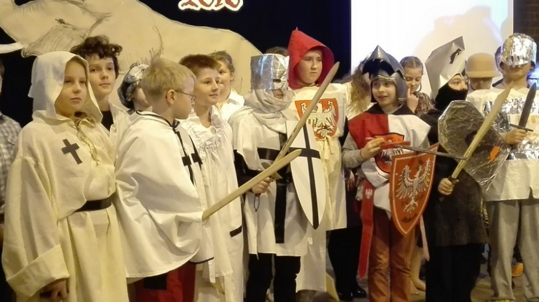 Uroczystości szkolne w Malczycach