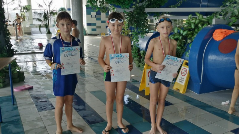 Zawody pływackie w Środzie Śląskiej