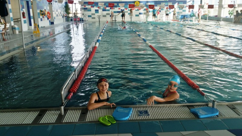 Zawody pływackie w Środzie Śląskiej