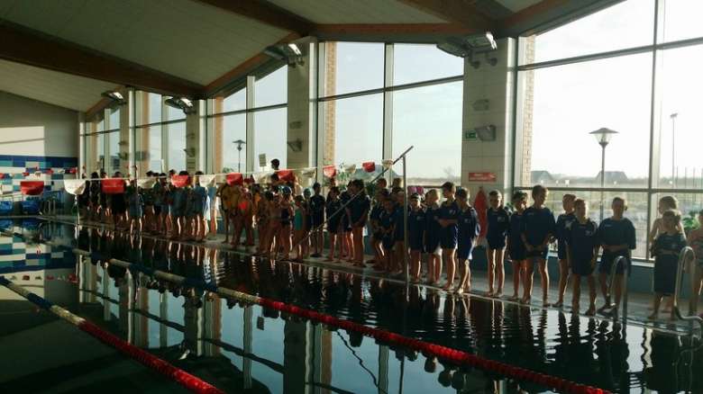 Zawody pływackie w Środzie Śląskiej