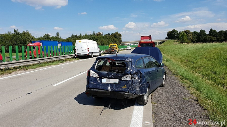 Karambol pod Kostomłotami na autostradzie A4