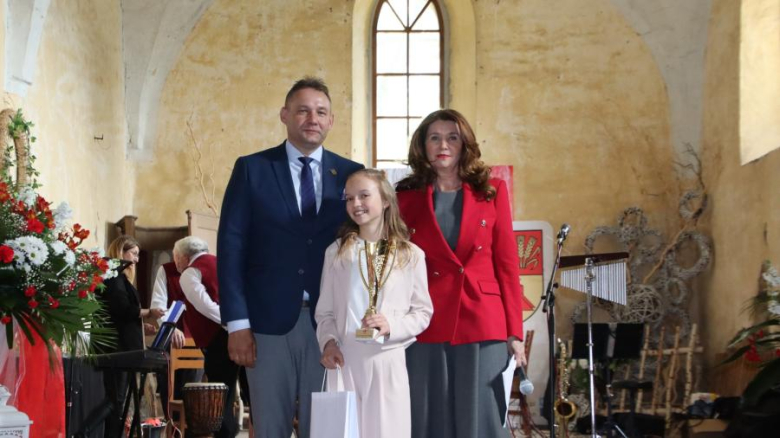 XVI Gminny Festiwal Piosenki Patriotyczno-Religijnej