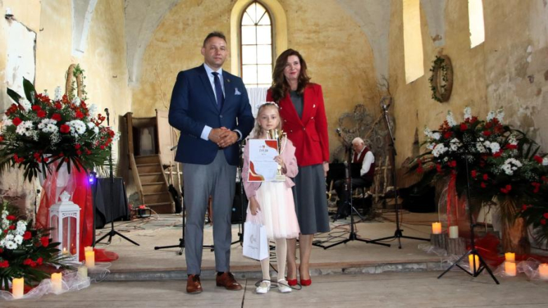 XVI Gminny Festiwal Piosenki Patriotyczno-Religijnej