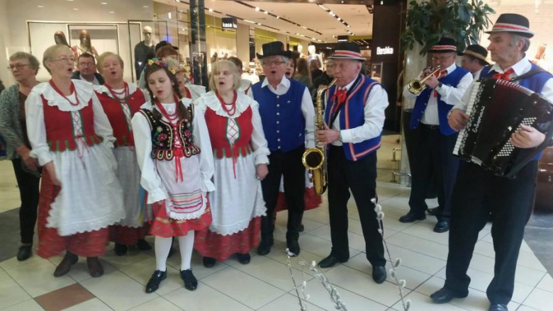 Zespół Radośni w Pasażu Grunwaldzkim