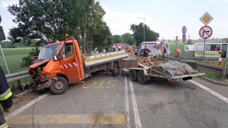 Wypadek samochodowy na A4