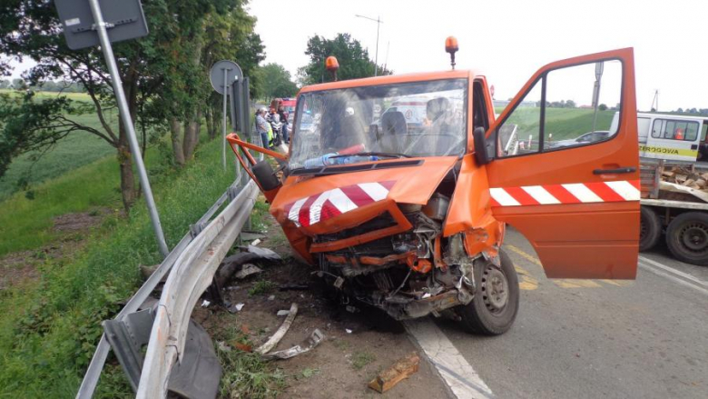 Wypadek samochodowy na A4