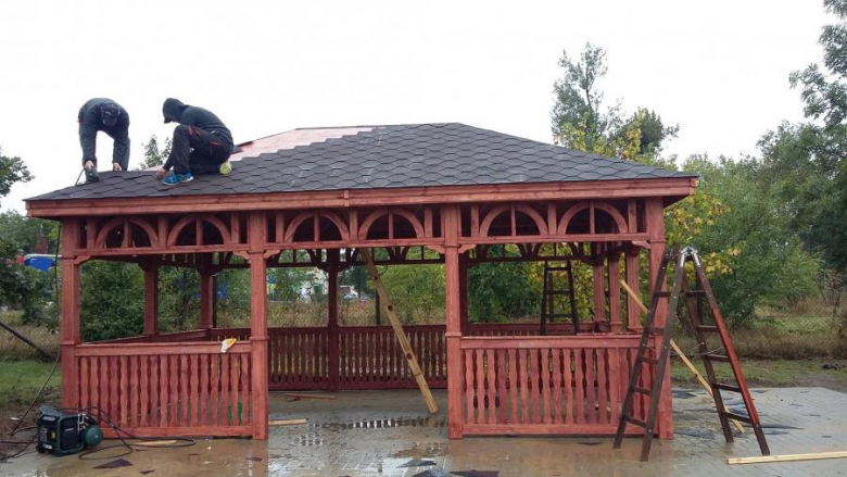 Budowa altany i ścieżki zdrowia