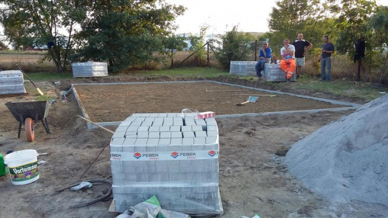 Budowa altany i ścieżki zdrowia