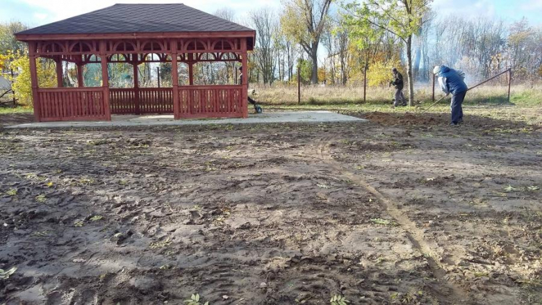 Budowa altany i ścieżki zdrowia