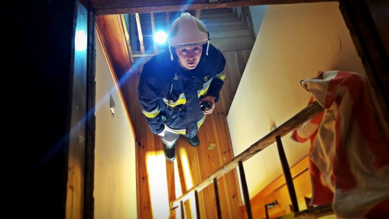 Akcja strażaków podczas pożaru sadzy w Miękini