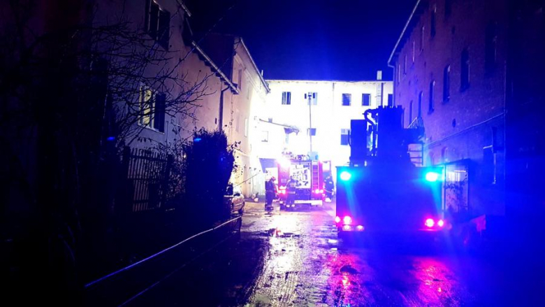 Pożar na ul. Sienkiewicza w Malczycach