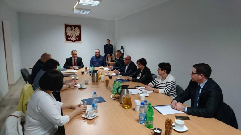 Spotkanie radnych z wojewodą w Środzie Śląskiej