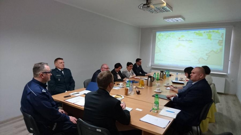 Spotkanie radnych z wojewodą w Środzie Śląskiej