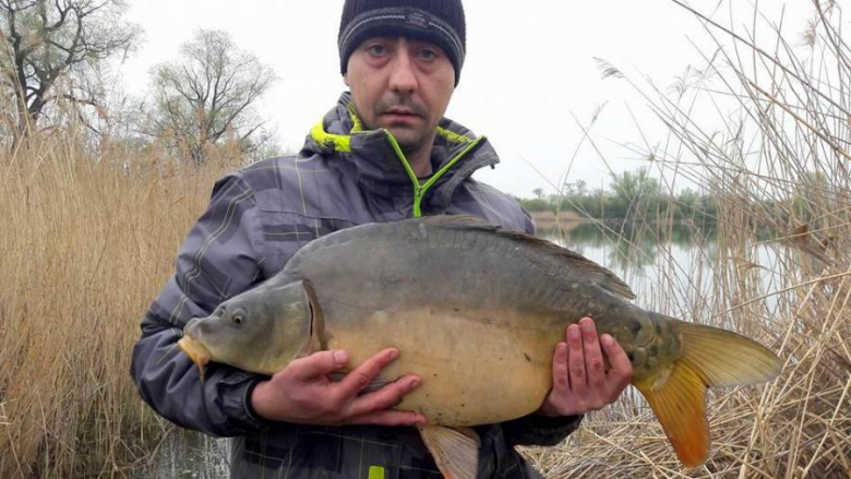 Zawody wędkarskie w Piekarach