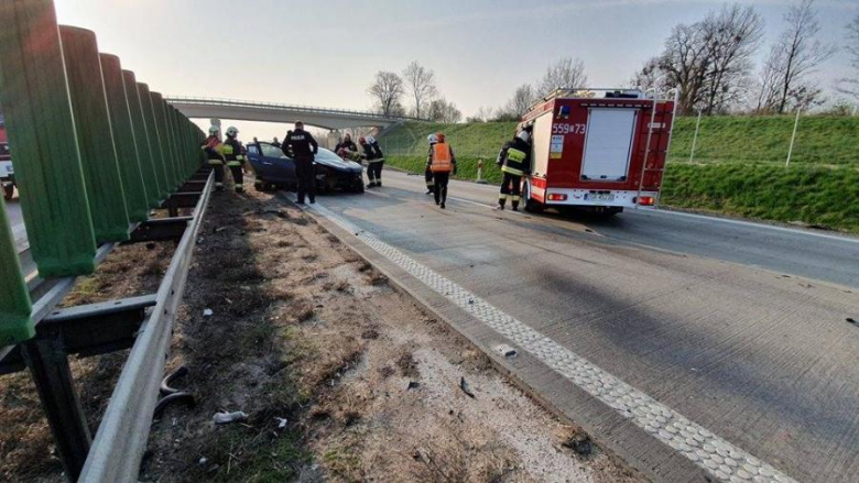 Wypadek na A4. Na miejscu lądował śmigłowiec LPR