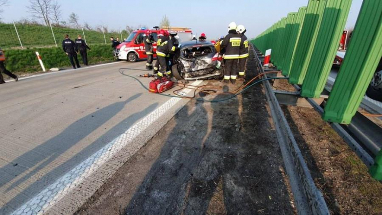 Wypadek na A4. Na miejscu lądował śmigłowiec LPR