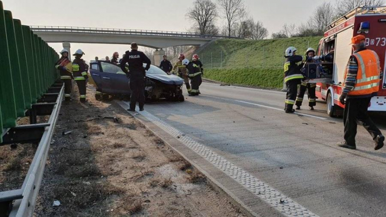 Wypadek na A4. Na miejscu lądował śmigłowiec LPR