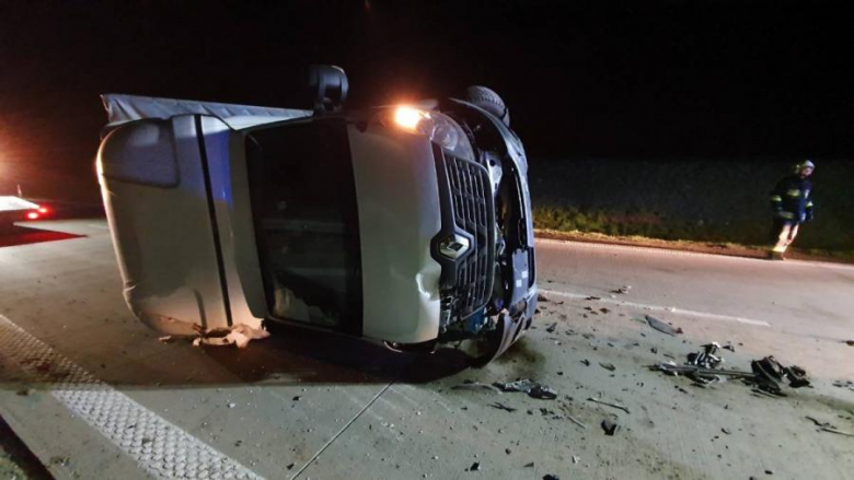 Kolizja dwóch pojazdów na A4