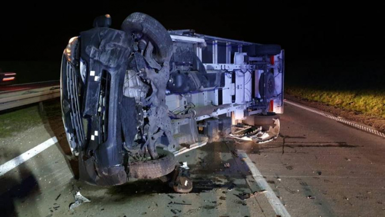 Kolizja dwóch pojazdów na A4