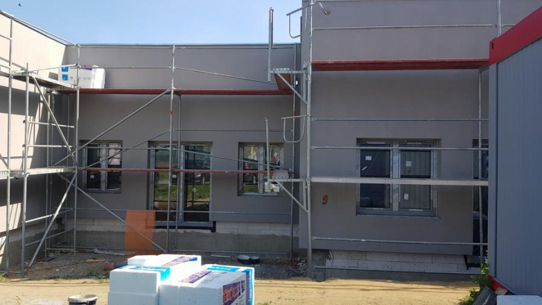 Trwa budowa żłobka w Kostomłotach