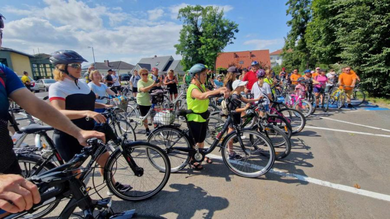 Piknik integracyjny w Cesarzowicach