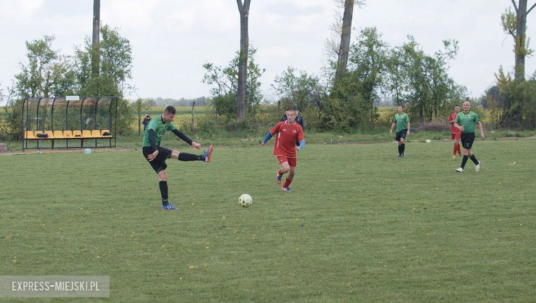 LZS Orzeł Bukówek vs Błyskawica Lenartowice