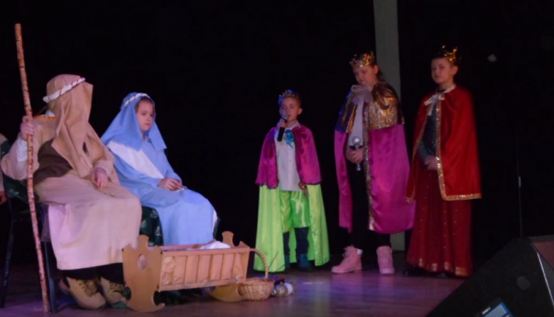 Przedstawienie jasełkowe w Miękini