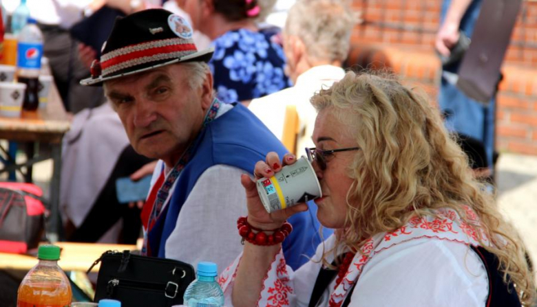 Przegląd Zespołów Ludowych "Kostomłocka nuta"