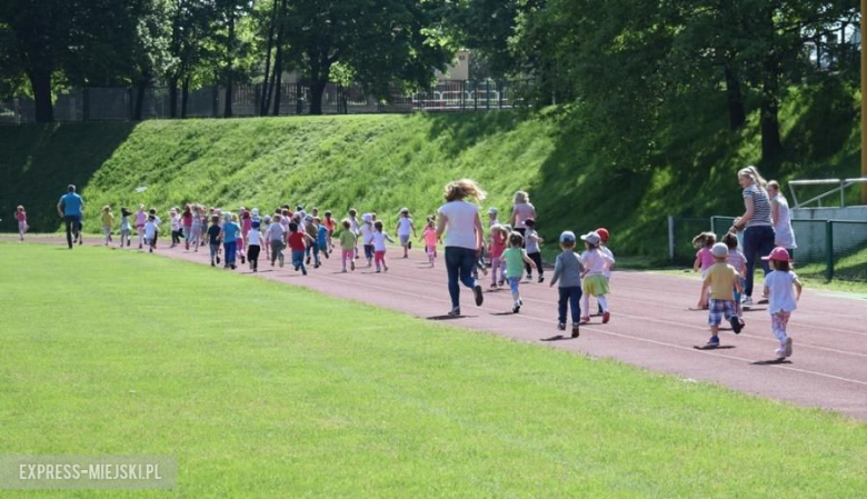 Przedszkolaki wzięły udział w maratonie