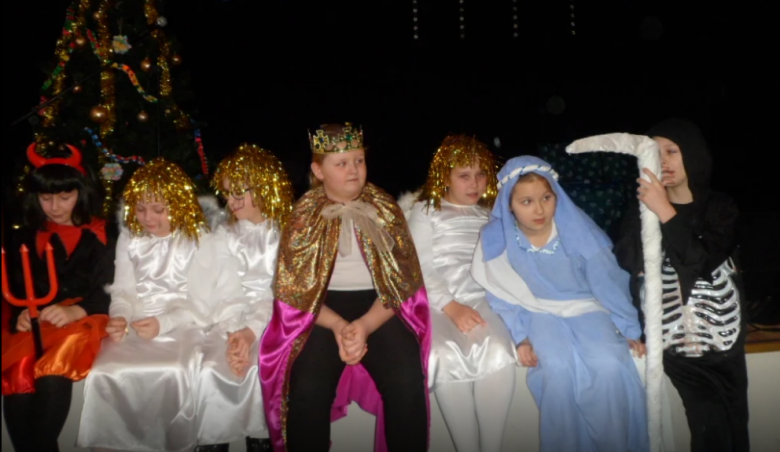 Przedstawienie jasełkowe w Miękini