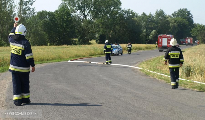 Ćwiczenia straż pożarnych w Ujeździe Górnym