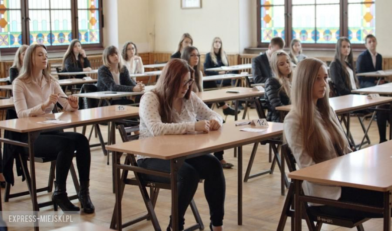 Marura z języka polskiego w PZSP nr 1 w Środzie Śląskiej