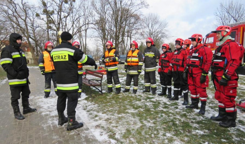 Szkolenie strażaków na Kajakach