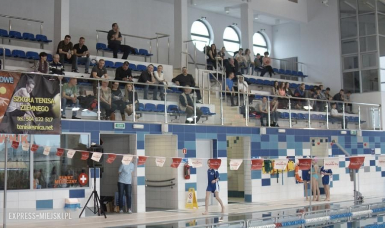 V Mistrzostwa Powiatu Średzkiego w pływaniu 