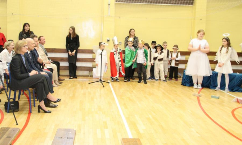 Świąteczny klimat zagościł w Szkole Podstawowej w Ujeździe Górnym