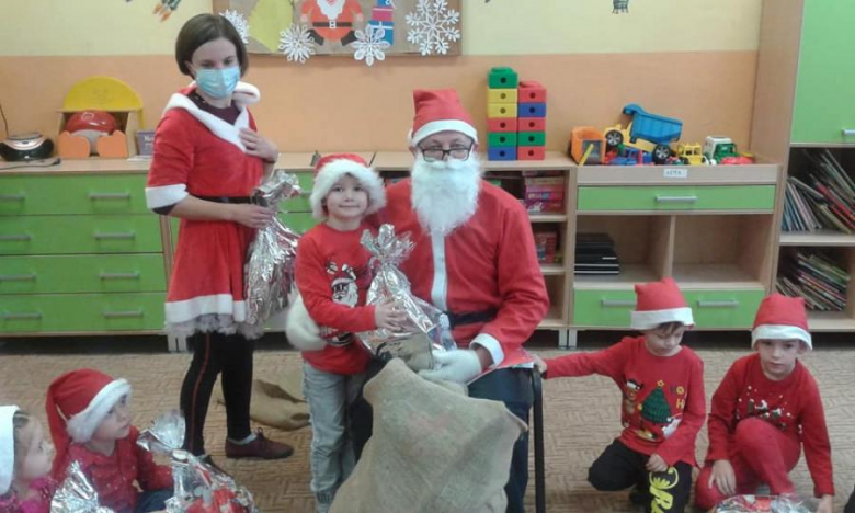 Wizyta św. Mikołaja w szkole podstawowej w Mieczkowie