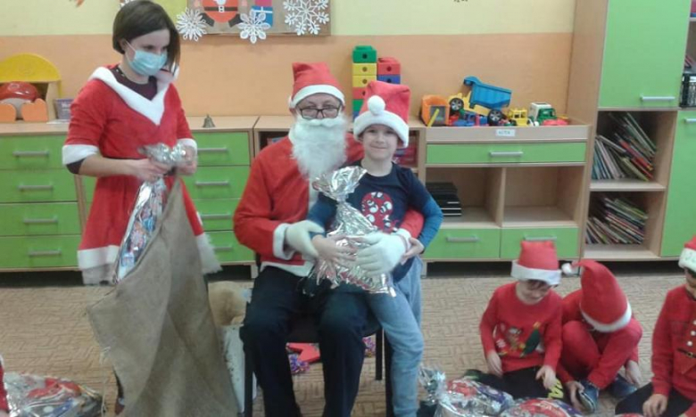 Wizyta św. Mikołaja w szkole podstawowej w Mieczkowie