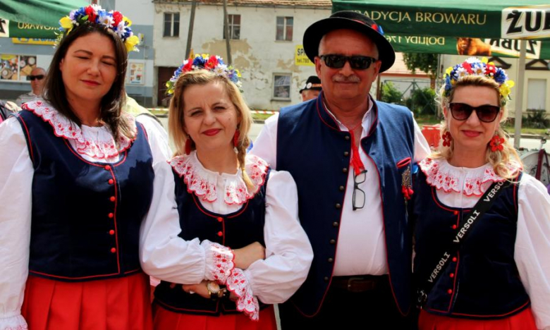 Przegląd Zespołów Ludowych "Kostomłocka nuta"