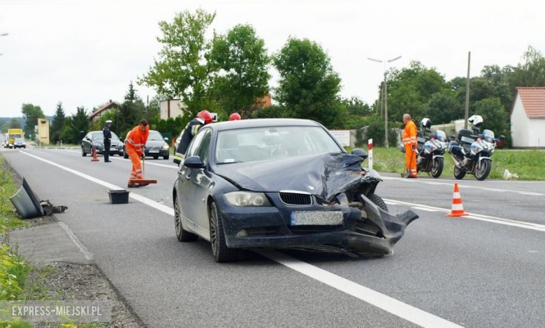 Wypadek samochodowy w Źródłach