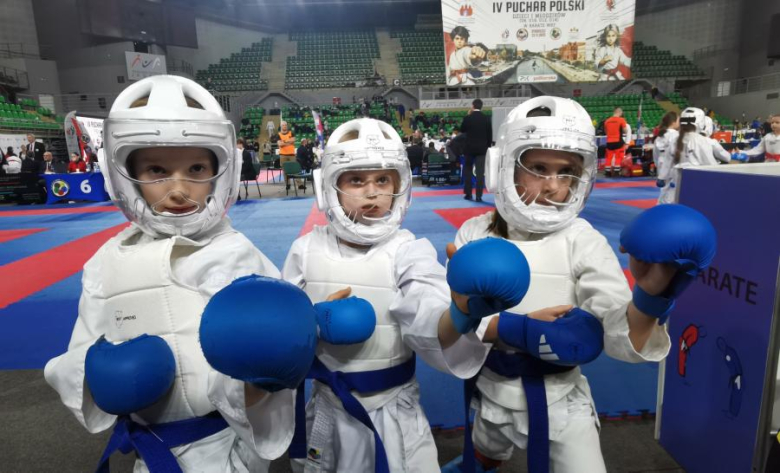 Silny występ młodych karateków