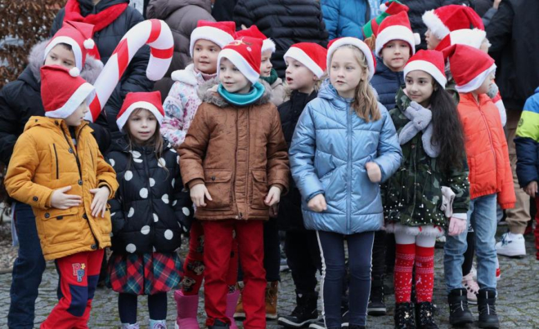 Uroczyste rozświetlenie świątecznej choinki