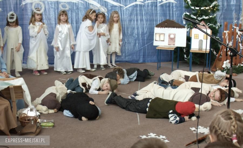 Przedszkolaki z Przedszkola "Pod Topolą" w Środzie Śląskiej