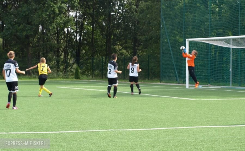 Debiutancki mecz "Skarbów"