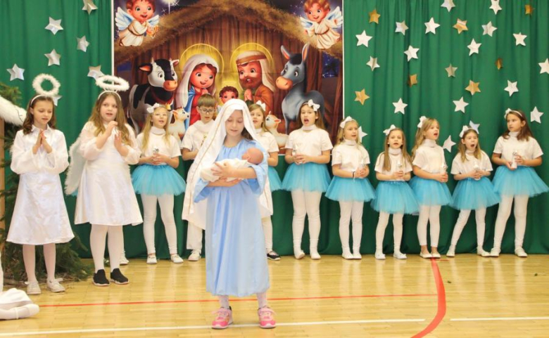 Świąteczny klimat zagościł w Szkole Podstawowej w Ujeździe Górnym