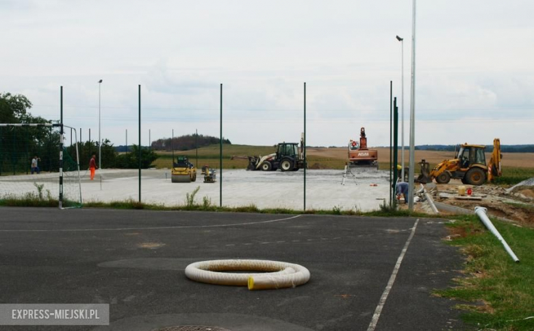 Nowy orlik w Rakoszycach