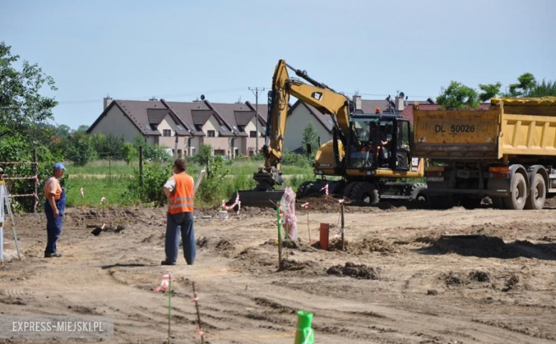 Plac budowy nowej szkoły w Lutyni