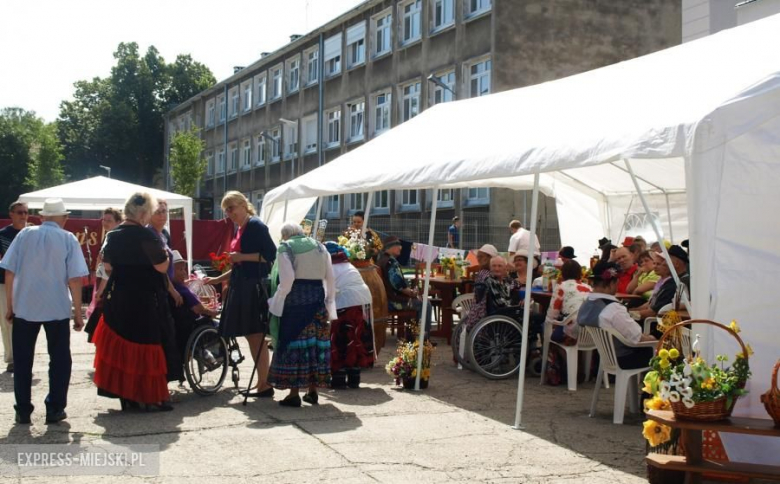 Cygański tabor w Środzie Ślaskiej