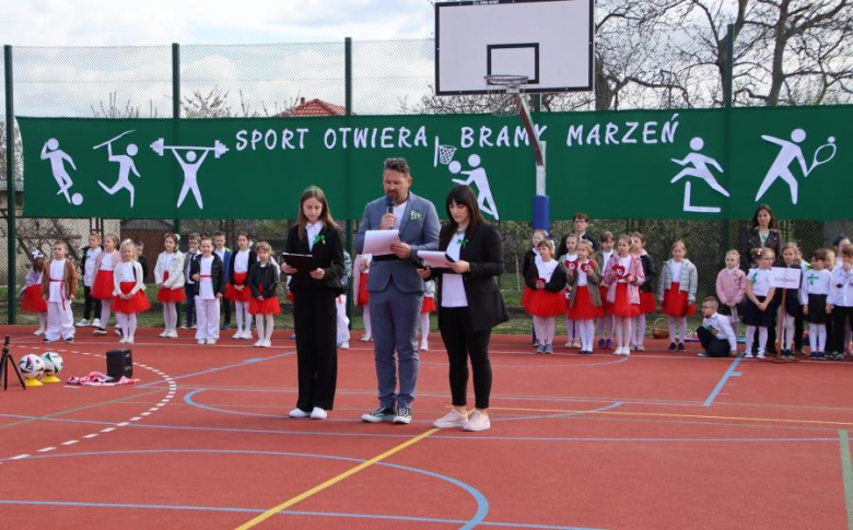 Otwarcie nowego boiska w Ujeździe Górnym